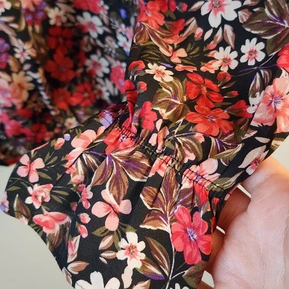 Blouse - Picture 2 of 6